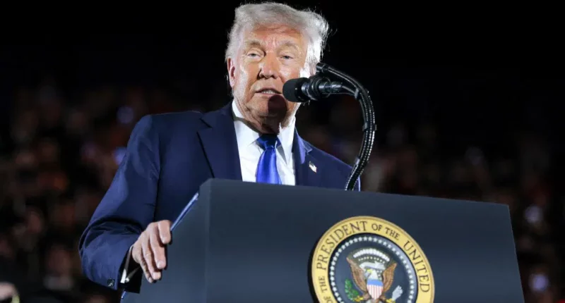 I’m not seeking third term âÂ Donald Trump